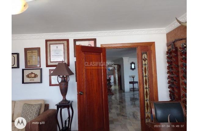 Apartamentos, Venta, Versalles - $1.200.000.000