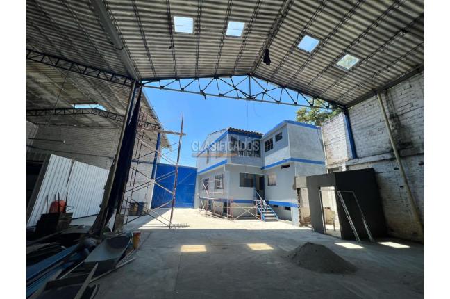 Locales y Bodegas, Venta, Candelaria - $2.500.000.000