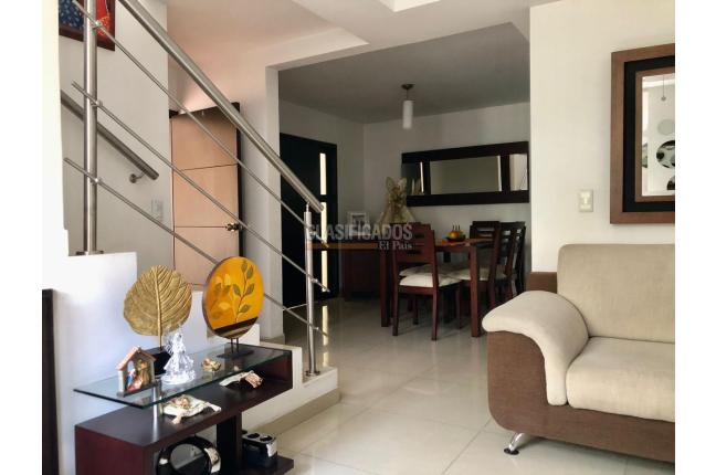 Casas, Venta en La Flora