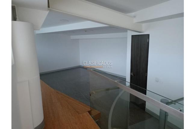 Locales y Bodegas, Alquiler, Centro Ccial. Unicentro - $8.000.000