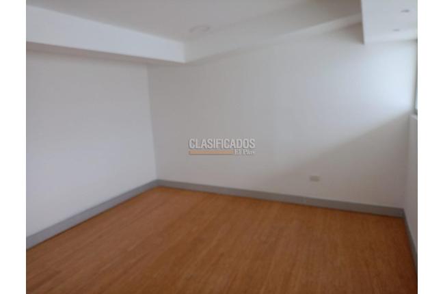 Locales y Bodegas, Alquiler, Centro Ccial. Unicentro - $8.000.000