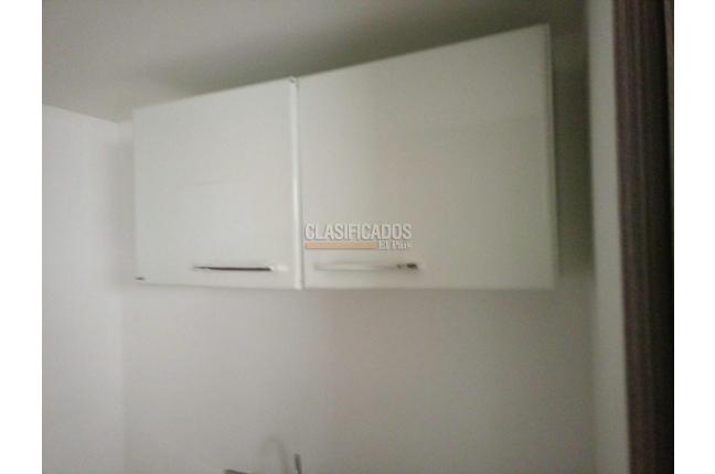 Locales y Bodegas, Alquiler, Centro Ccial. Unicentro - $8.000.000