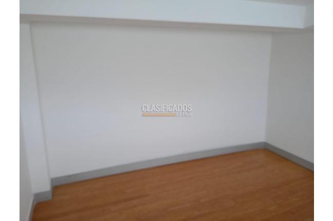 Locales y Bodegas, Alquiler, Centro Ccial. Unicentro - $8.000.000