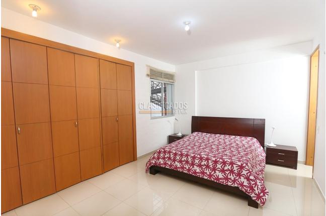 Apartamentos, Venta, Miraflores - $380.000.000