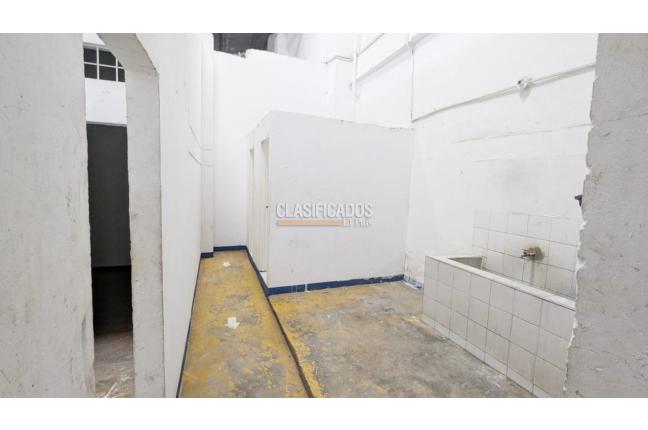 Locales y Bodegas, Alquiler, Santander - $9.300.000