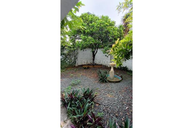 Oficinas y Consultorios, Alquiler, La Flora - $2.200.000