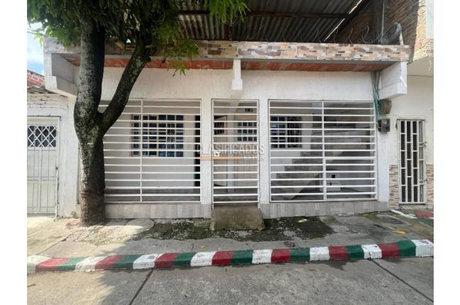 Casas, Venta, Alirio Mora Beltrán - $250.000.000