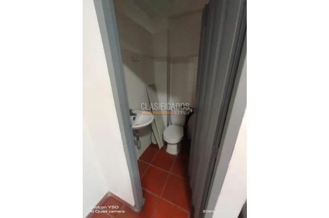 Locales y Bodegas, Alquiler, Unión de Vivienda Popular - $2.100.000