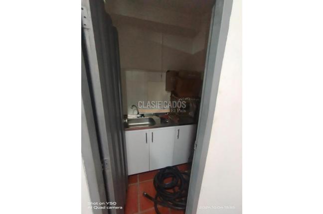 Locales y Bodegas, Alquiler, Unión de Vivienda Popular - $2.100.000