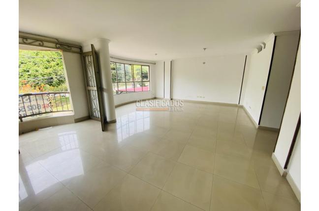 Apartamentos, Venta en Prados del Limonar