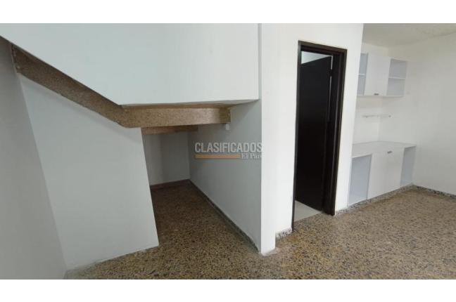 Apartaestudios, Alquiler, La Flora - $900.000