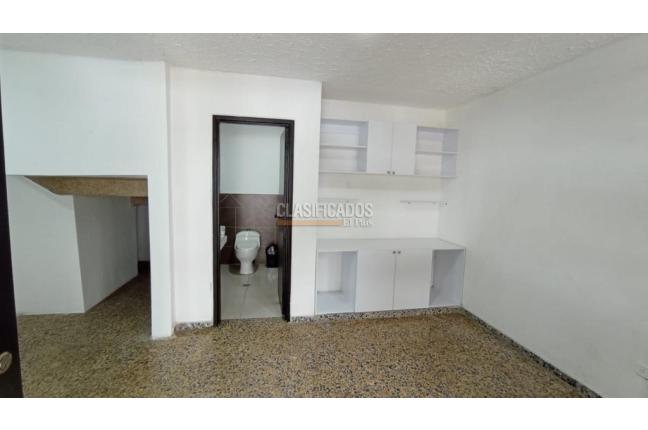 Apartaestudios, Alquiler, La Flora - $900.000