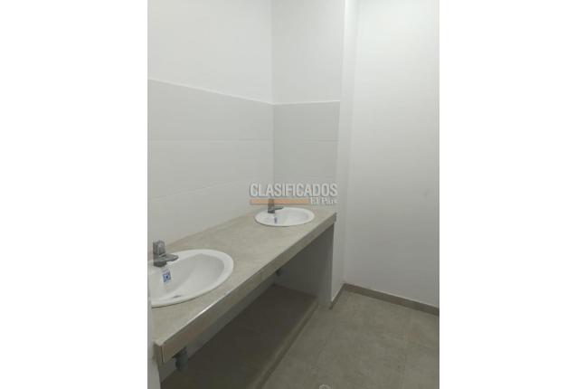 Locales y Bodegas, Alquiler, La Merced - $10.000.000