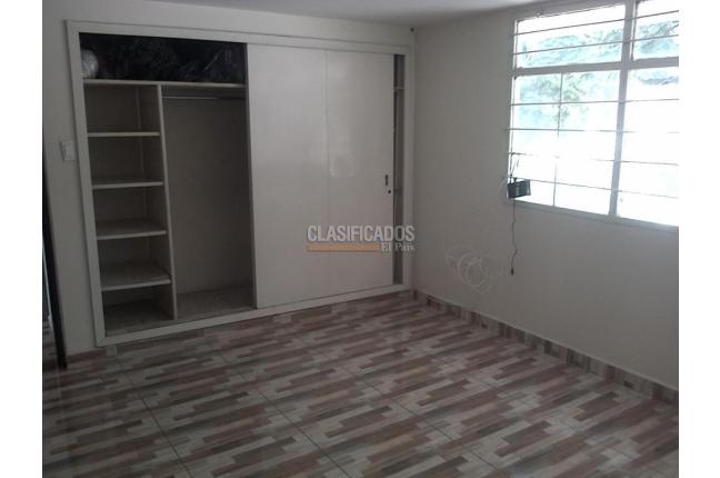 Casas, Alquiler, La Flora - $7.250.000