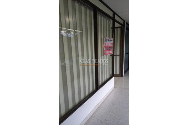 Oficinas y Consultorios, Alquiler, El Refugio - $1.100.000