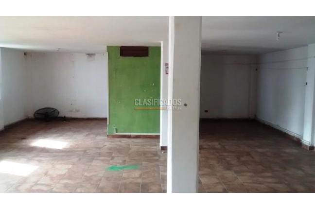 Locales y Bodegas, Venta, La Esmeralda - $4.700.000.000