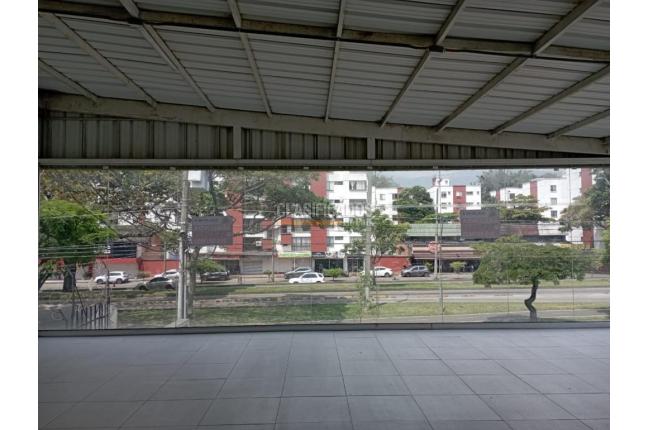 Locales y Bodegas, Alquiler, Camino Real - $5.600.000