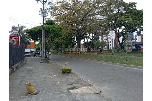 Locales y Bodegas, Alquiler, Camino Real - $5.600.000