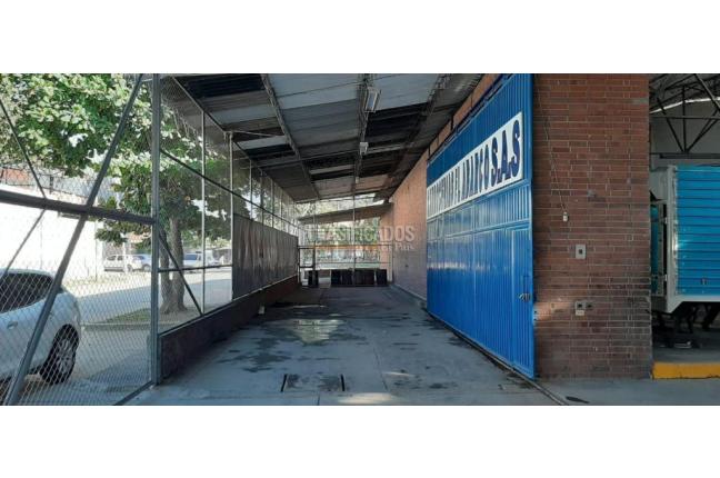 Locales y Bodegas, Venta, Flora Industrial - $2.950.000.000