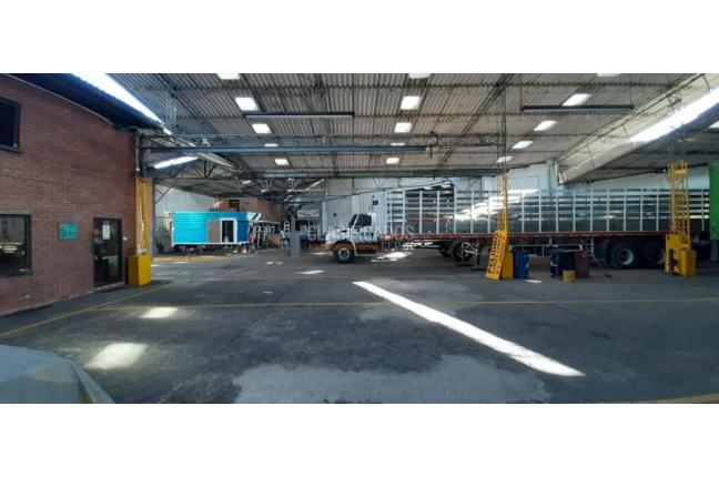 Locales y Bodegas, Venta, Flora Industrial - $2.950.000.000