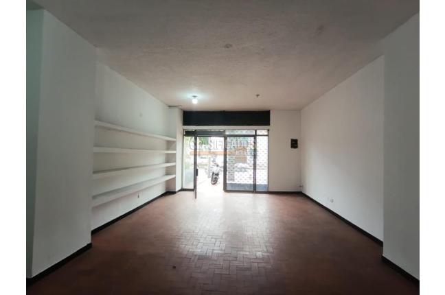 Locales y Bodegas, Alquiler, Miraflores - $3.500.000