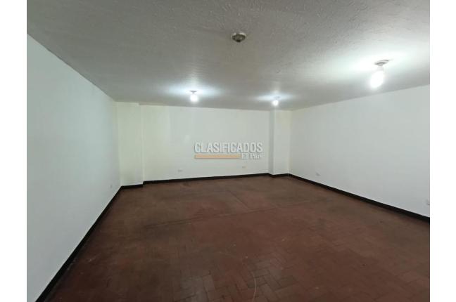 Locales y Bodegas, Alquiler, Miraflores - $3.500.000