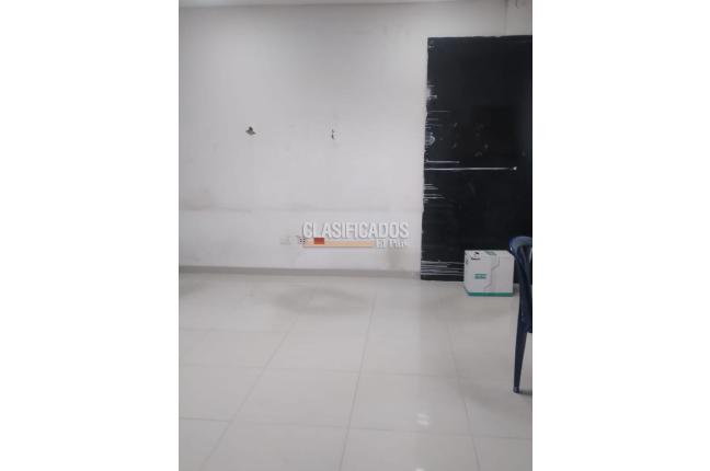 Edificios, Alquiler, La Flora - $11.000.000