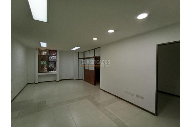 Oficinas y Consultorios, Alquiler, El Cedro - $2.000.000