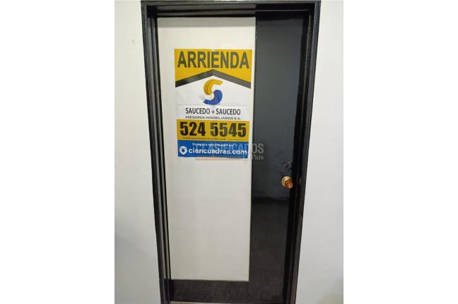 Oficinas y Consultorios, Alquiler, El Cedro - $2.000.000