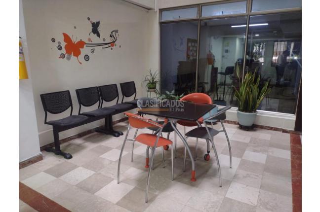 Oficinas y Consultorios, Alquiler, San Vicente - $2.100.000