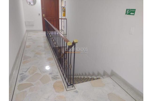 Oficinas y Consultorios, Alquiler, San Vicente - $2.100.000