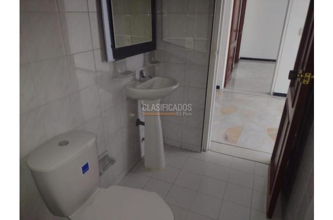 Oficinas y Consultorios, Alquiler, San Vicente - $2.100.000