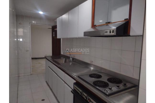 Oficinas y Consultorios, Alquiler, San Vicente - $2.100.000