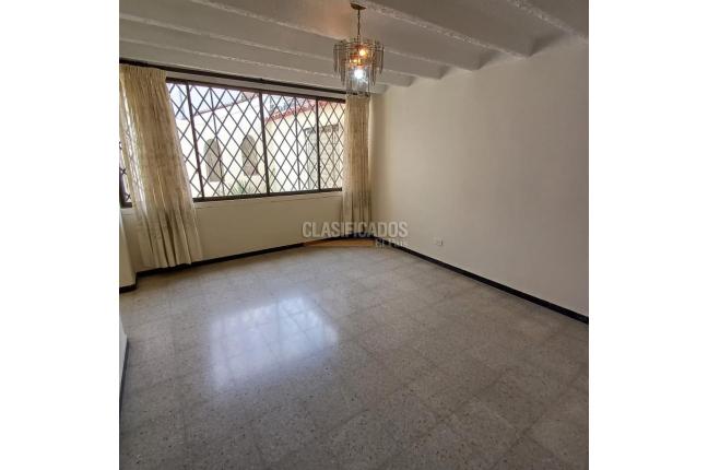 Casas, Venta, Urbanización La Merced - $520.000.000