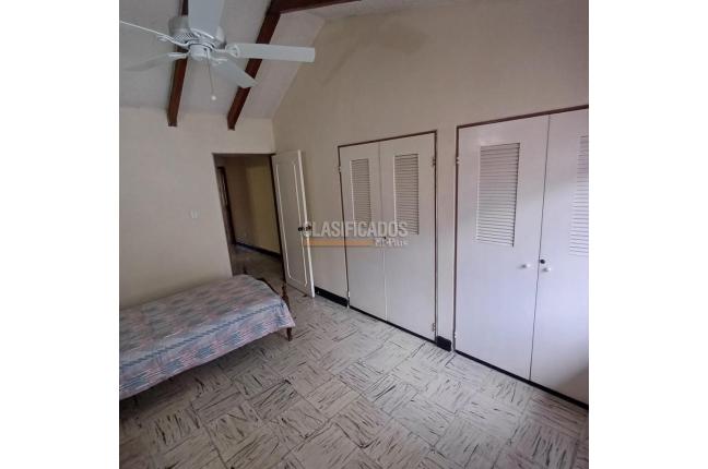 Casas, Venta, Urbanización La Merced - $520.000.000