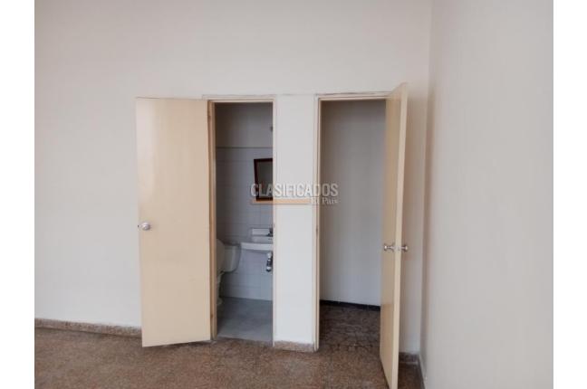 Oficinas y Consultorios, Alquiler, San Pedro - $658.000