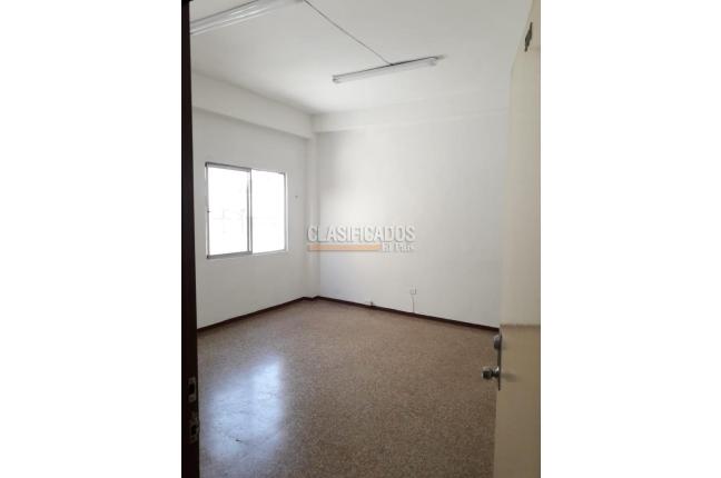 Oficinas y Consultorios, Alquiler, San Pedro - $736.000