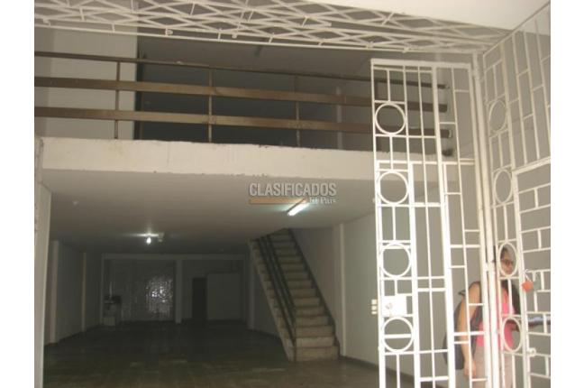 Locales y Bodegas, Venta, Santa Rosa - $1.500.000.000