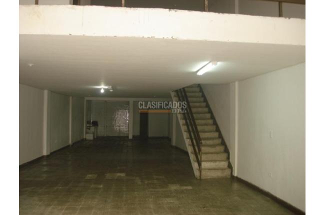 Locales y Bodegas, Venta, Santa Rosa - $1.500.000.000