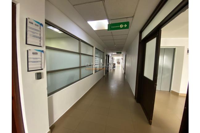 Oficinas y Consultorios, Venta, Clínica Farallones - $345.000.000