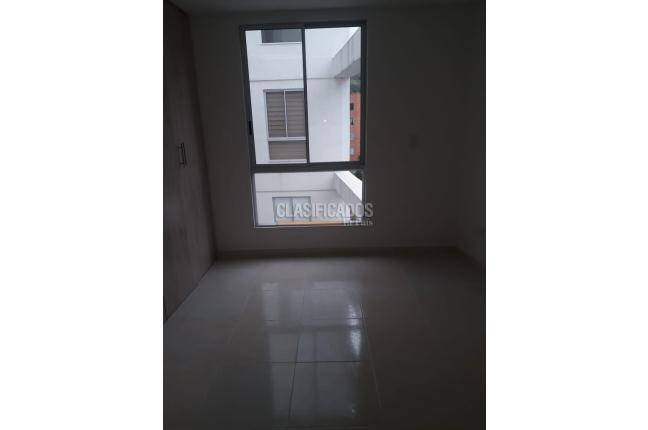 Apartamentos, Venta, El Refugio - $350.000.000