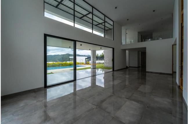 Fincas y Casas Campestres, Venta, Calima (Darién) - $2.400.000.000