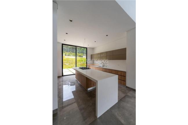 Fincas y Casas Campestres, Venta, Calima (Darién) - $2.400.000.000