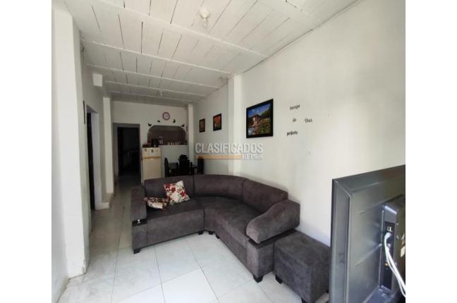 Casas, Venta, Floralia - $330.000.000