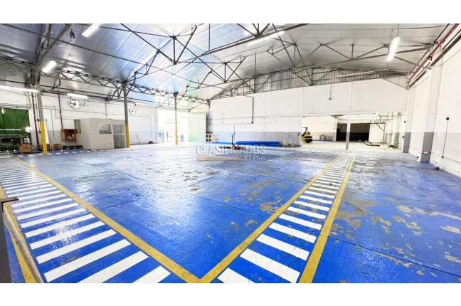 Locales y Bodegas, Alquiler en Industrial