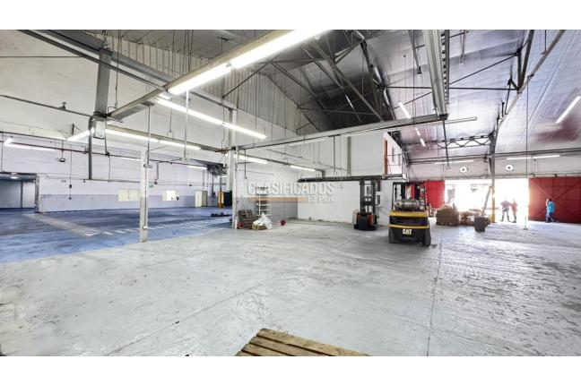 Locales y Bodegas, Alquiler, Industrial - $8.500.000