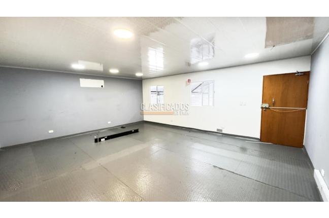 Locales y Bodegas, Alquiler, Industrial - $8.500.000