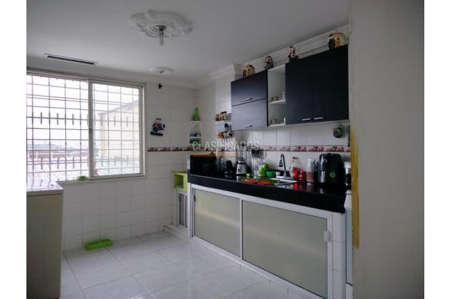 Casas, Venta, Ulpiano Lloreda - $1.560.000.000