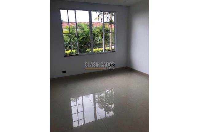 Casas, Venta en Ciudad Jardín