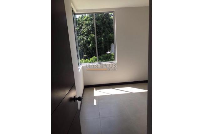 Casas, Venta en Ciudad Jardín